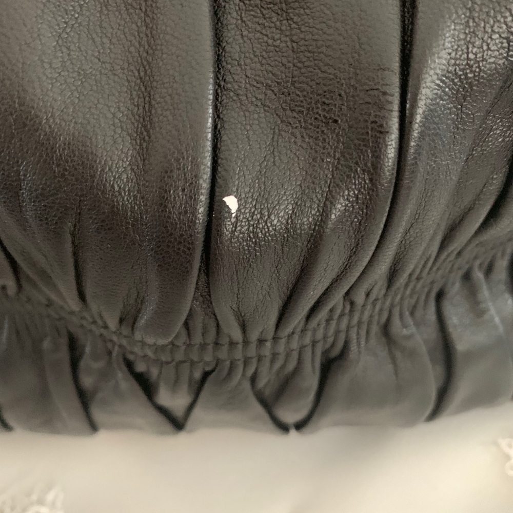Prada bag - Picture 12 of 12